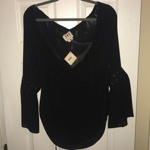 Women’s blouse
